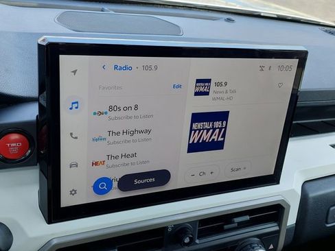 Certified 2024 Toyota Tacoma TRD Off-Road image 36