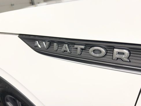 New 2026 Lincoln Aviator AWD image 42