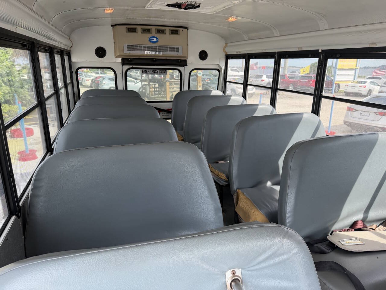Used 2008 Chevrolet Express 3500 w/ School Bus Package RWD image 10