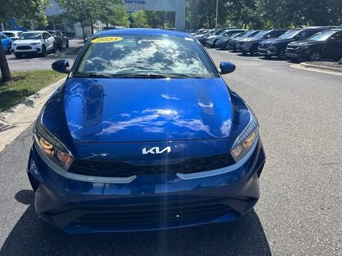 Used 2023 Kia Forte LXS FWD image 2