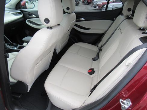Used 2024 Buick Encore GX Sport Touring w/ Comfort Package FWD image 31