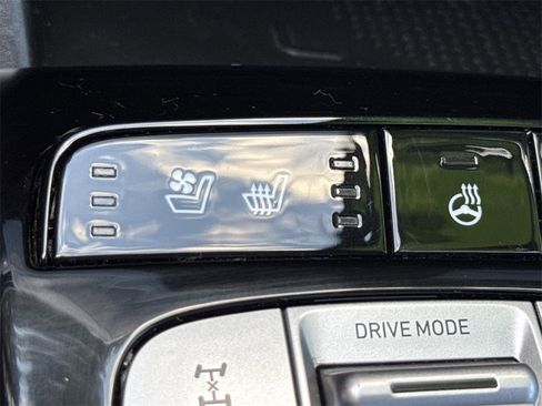 Used 2024 Hyundai Tucson Limited image 31