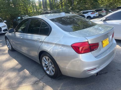 Used 2016 BMW 320i Sedan image 7