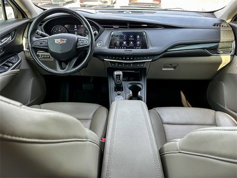 Used 2019 Cadillac XT4 Premium Luxury image 25