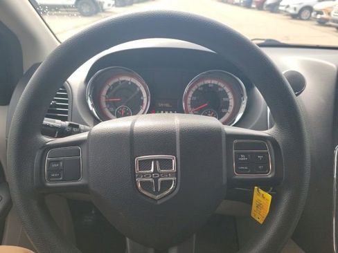 Used 2016 Dodge Grand Caravan American Value Package image 13