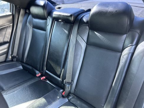 Used 2018 Dodge Charger R/T w/ Plus Group RWD image 18