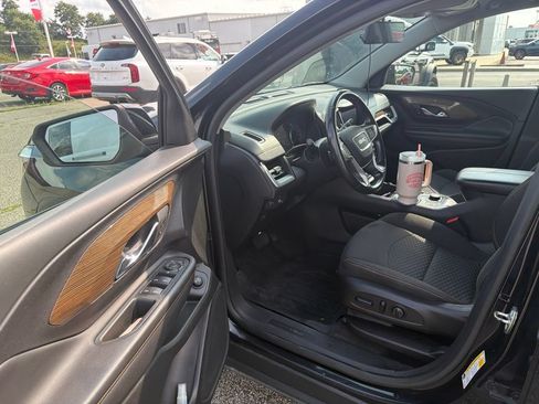 Used 2019 GMC Terrain SLE w/ Driver Convenience Package AWD/4WD image 13
