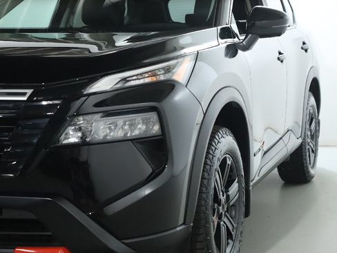 Certified 2023 Nissan Rogue SL w/ SL Premium Package AWD/4WD image 5