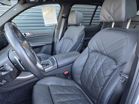 Used 2025 BMW X5 sDrive40i image 19