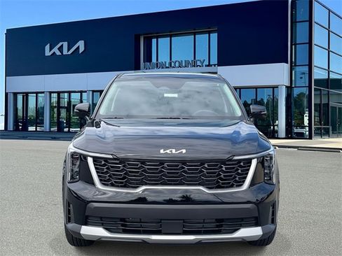 New 2026 Kia Sorento LX image 2