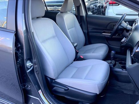 Used 2018 Toyota Prius C Four image 9