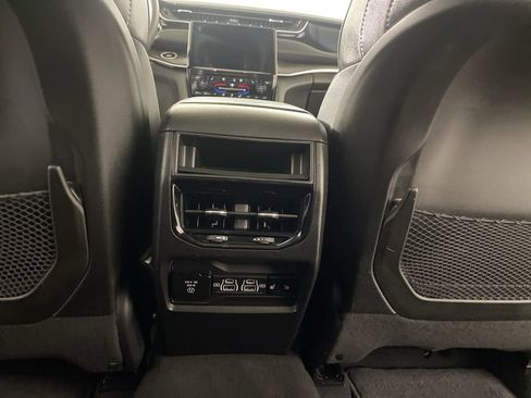 Used 2022 Jeep Grand Cherokee Limited 4xe w/ Luxury Tech Group II image 20