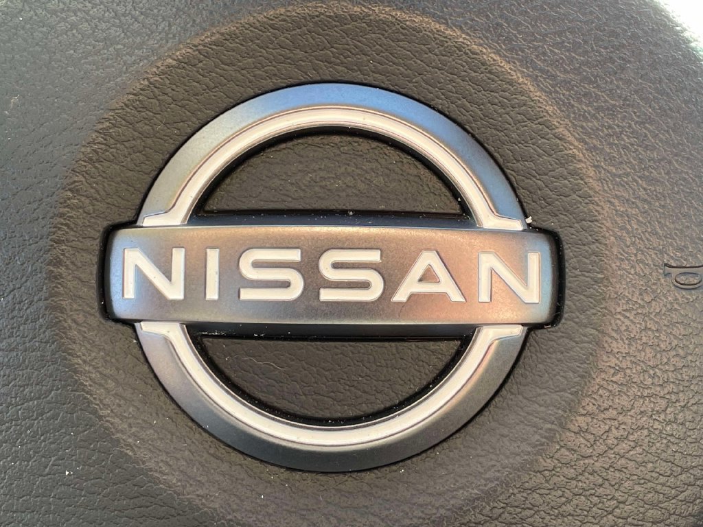 Used 2025 Nissan Sentra SV FWD image 30