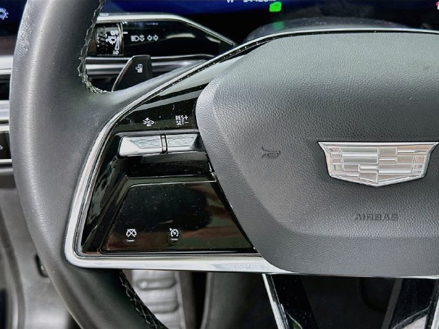 Used 2024 Cadillac Lyriq Tech w/ Driver Assist Package AWD/4WD image 21