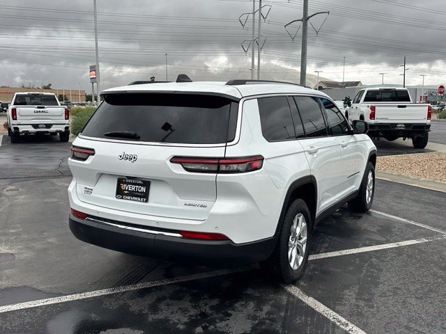 Used 2023 Jeep Grand Cherokee L Limited AWD/4WD image 6