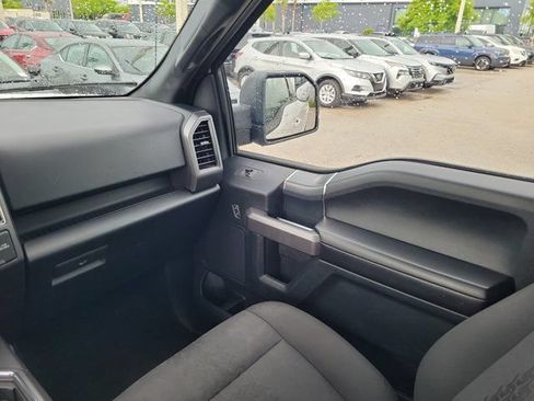 Used 2019 Ford F150 XLT w/ Equipment Group 302A Luxury AWD/4WD image 17