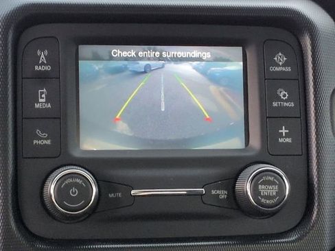 Certified 2019 Jeep Wrangler Sport AWD/4WD image 24