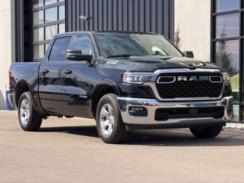 Used 2025 RAM 1500 Big Horn image 4