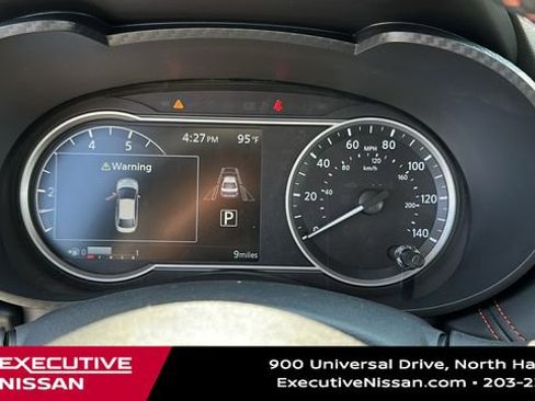 New 2025 Nissan Versa SR w/ Trunk Package image 14