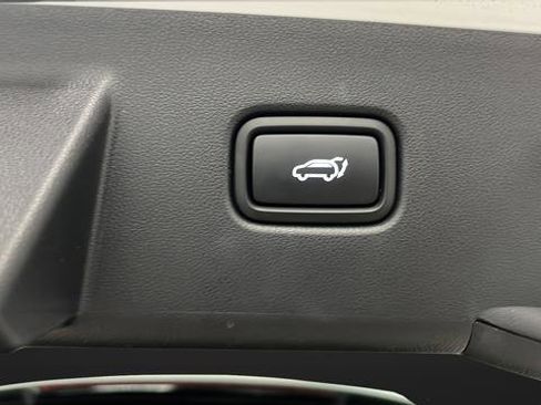 Used 2025 Hyundai Tucson Limited AWD/4WD image 29