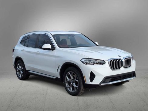 Certified 2023 BMW X3 xDrive30i w/ Convenience Package image 2