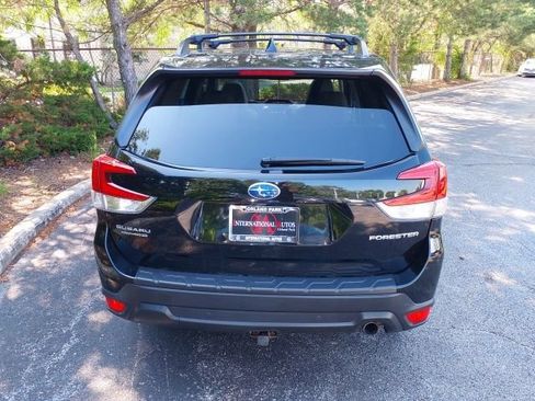 Used 2019 Subaru Forester Limited w/ Popular Package #3 AWD/4WD image 6