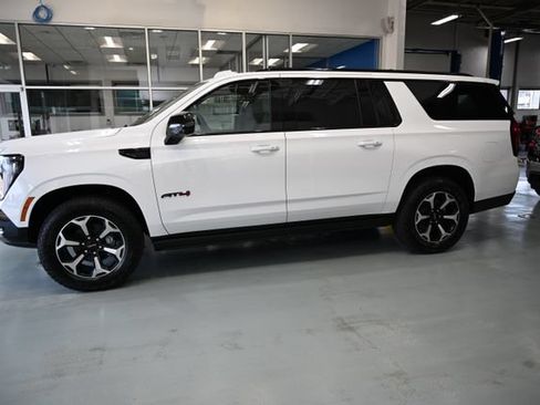 New 2026 GMC Yukon XL AT4 w/ AT4 Premium Plus Package AWD/4WD image 7