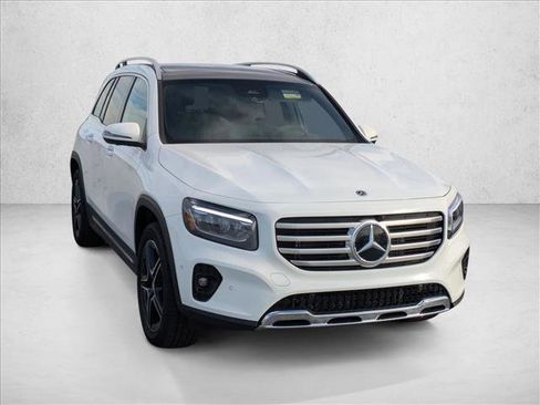 New 2026 Mercedes-Benz GLB 250 4MATIC image 3