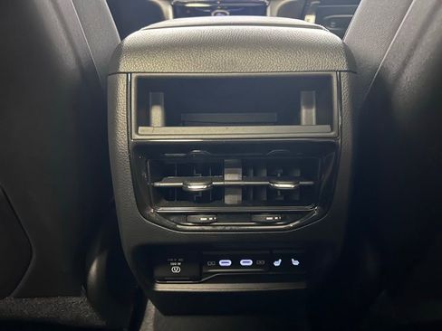 New 2026 Jeep Grand Cherokee Limited AWD/4WD image 22