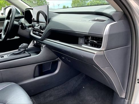 Used 2025 Toyota Grand Highlander AWD image 14