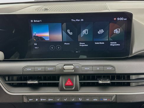 Used 2025 Kia K4 LXS image 23