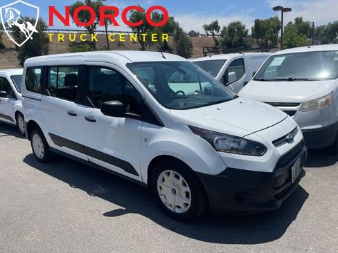 Used 2018 Ford Transit Connect XL image 2