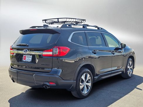 Used 2019 Subaru Ascent Premium AWD/4WD image 5