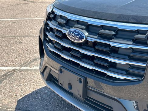 New 2026 Ford Explorer Active w/ Active Comfort Package RWD image 23