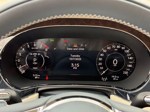 New 2025 Bentley Continental GT image 19