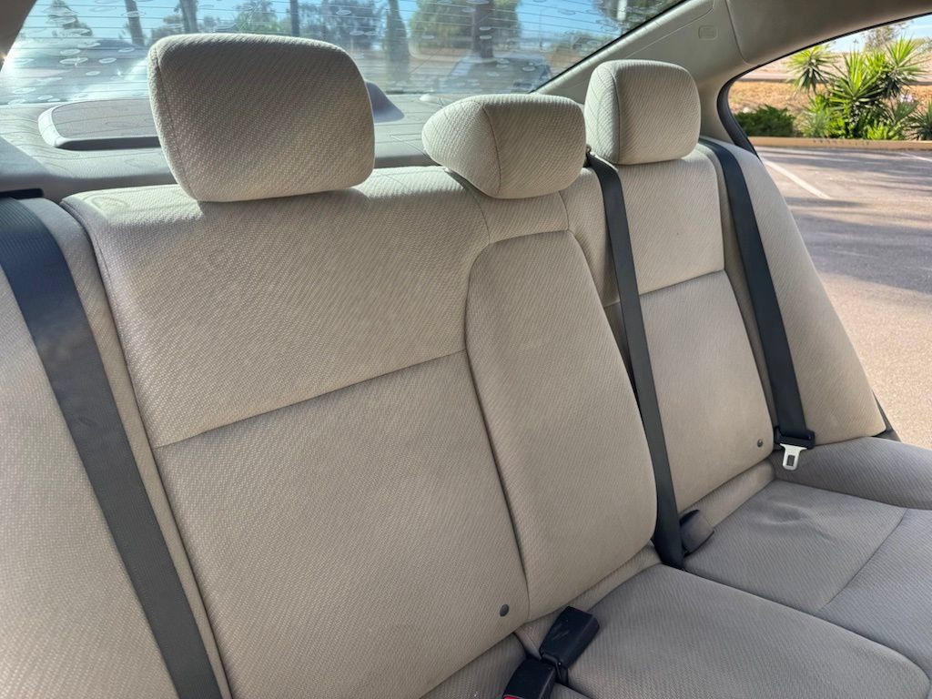 Used 2013 Honda Civic LX image 18