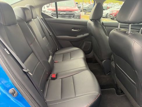 Used 2024 Nissan Sentra SR w/ SR Premium Package FWD image 30