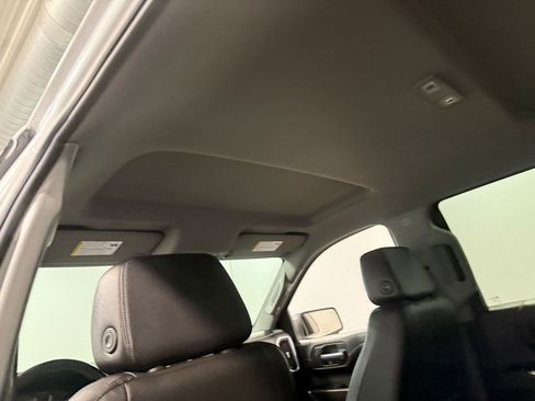 Used 2021 Chevrolet Silverado 1500 LTZ image 52