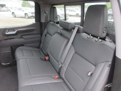 New 2026 GMC Sierra 1500 SLT w/ SLT Premium Plus Package AWD/4WD image 16