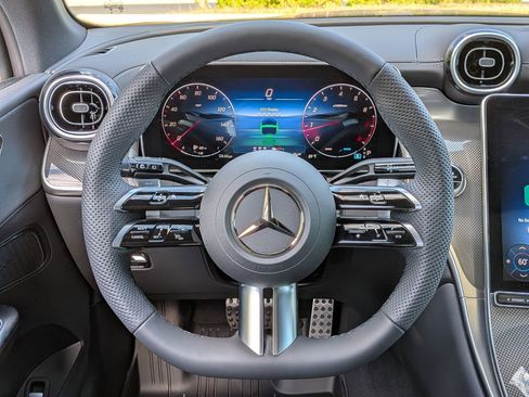 New 2026 Mercedes-Benz GLC 300 4MATIC image 18