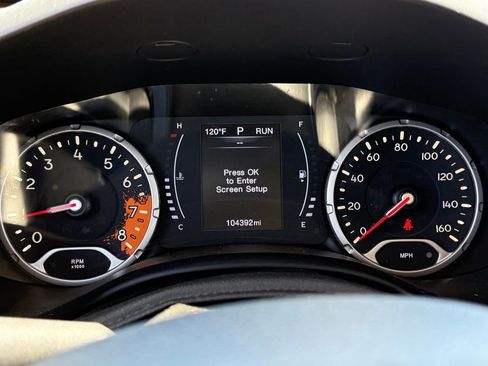 Used 2017 Jeep Renegade Sport w/ Power & Air Group FWD image 11
