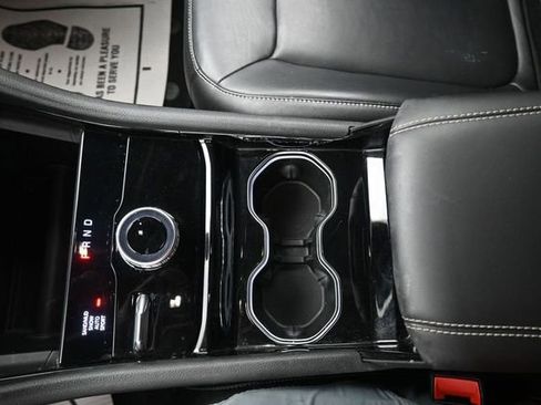 Used 2023 Jeep Grand Cherokee Limited AWD/4WD image 18