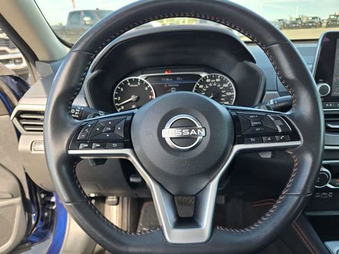 Used 2024 Nissan Altima 2.5 SR image 22