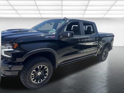 Used 2023 Chevrolet Silverado 1500 ZR2 w/ Technology Package AWD/4WD image 1