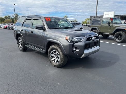 Used 2023 Toyota 4Runner TRD Off-Road image 7