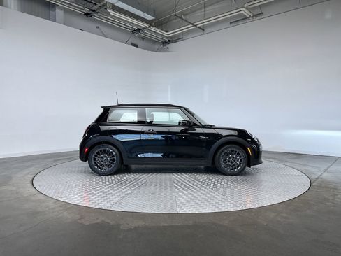 New 2026 MINI Cooper S image 10