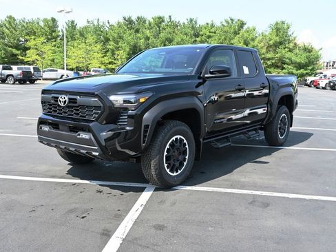 New 2026 Toyota Tacoma TRD Off-Road AWD/4WD image 2
