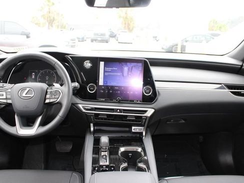 Certified 2024 Lexus RX 350 FWD w/ Technology Package image 10