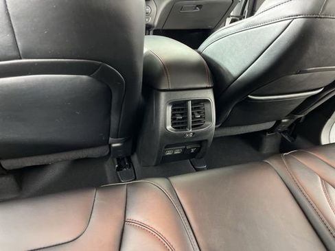 Used 2022 Jeep Cherokee Trailhawk w/ Sound & Nav Group AWD/4WD image 45