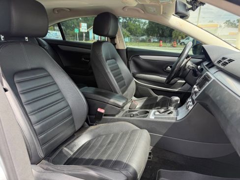 Used 2013 Volkswagen CC R-Line FWD image 14